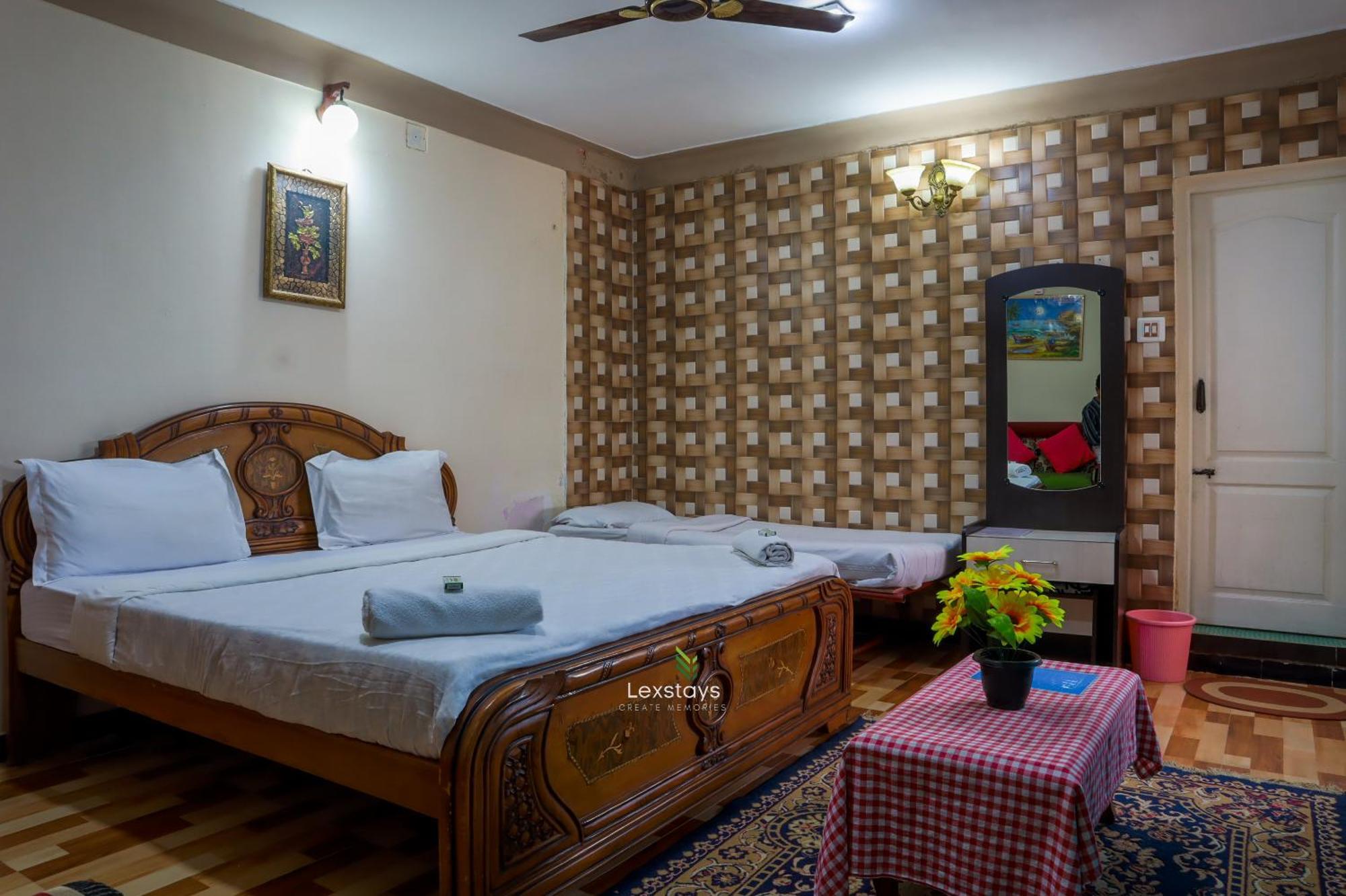 Vijaya Deepa Guest House By Lexstays Coonoor Exterior photo